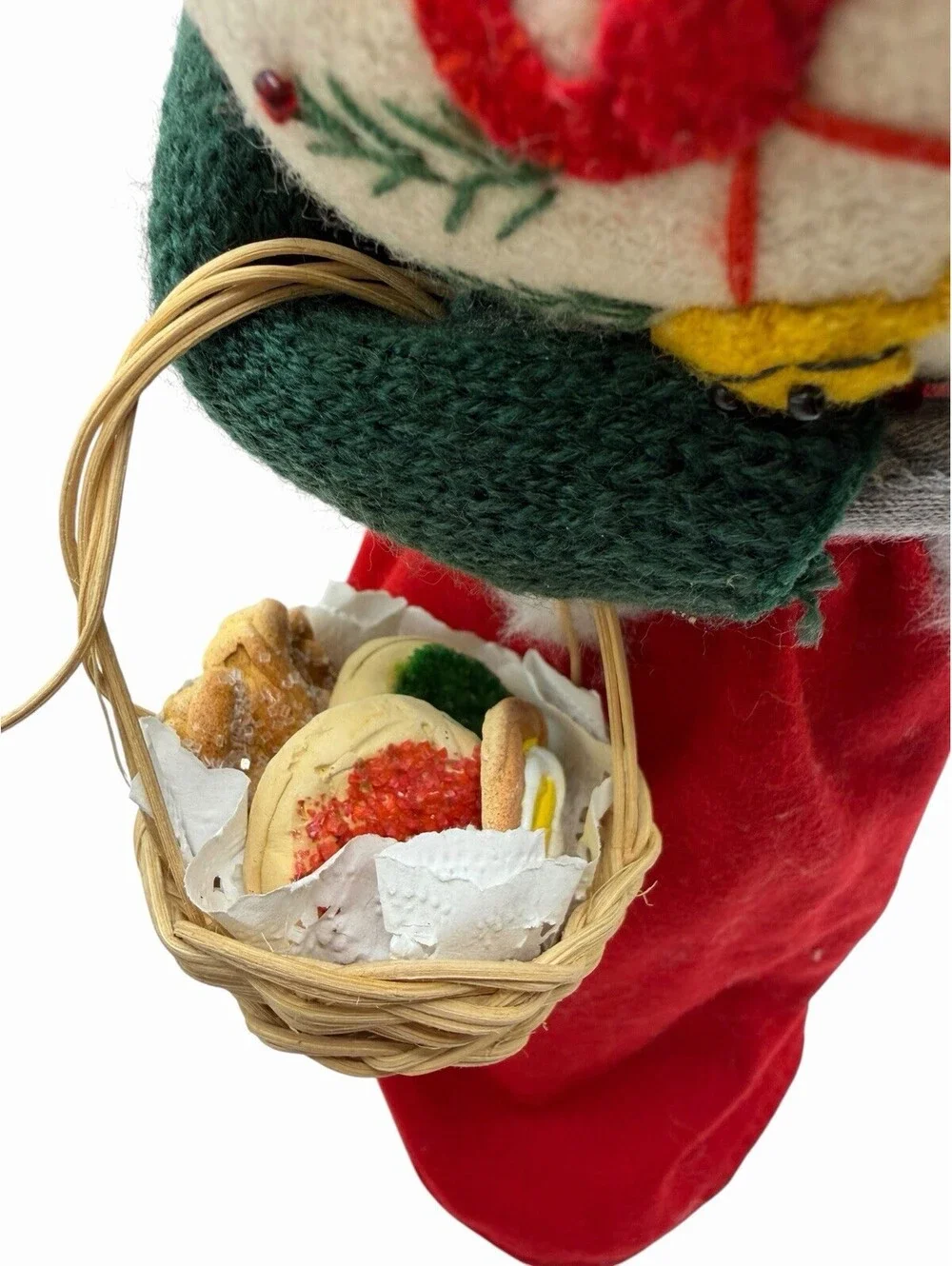 Byers Choice Mrs Claus Caroler With Baked Treats And Heart Pillow SIGNED